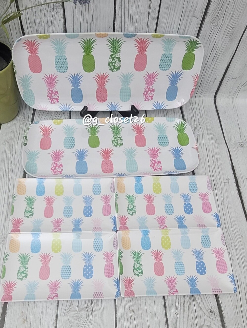 6pcs Cynthia Rowley Multicolor Pineapple Melamine Serving Trays